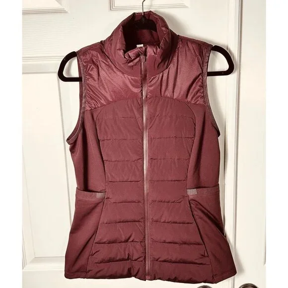 Lululemon Womens Vest Down For It All Goose Down Vest Size 8 D.Red 700 Fill $148 - Picture 3 of 13